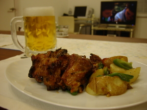 スペアリブでビールをガッツリ。うまい！！