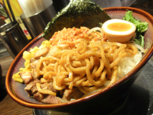 光麺の油そば。・・・